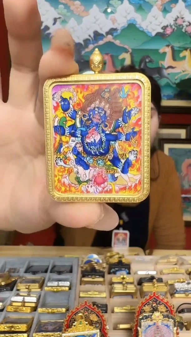 吊坠大黑-热贡纯手绘周毛