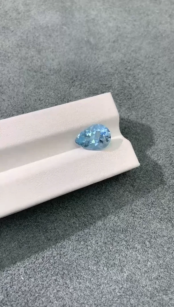 裸石海蓝宝石超级圣玛丽亚色 3.98CT