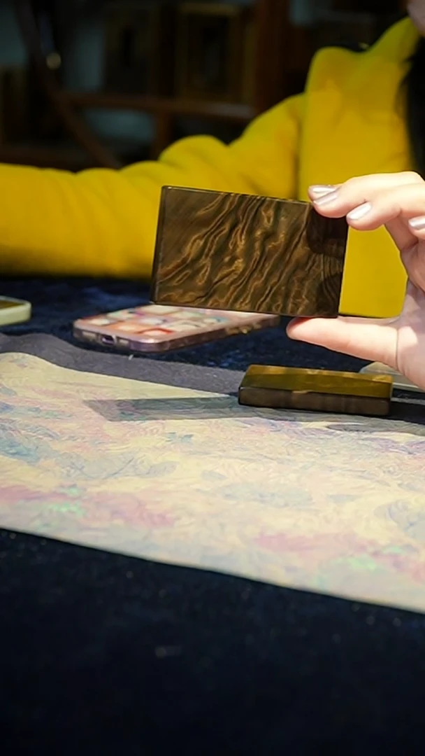 金丝楠阴沉木细水波牌子