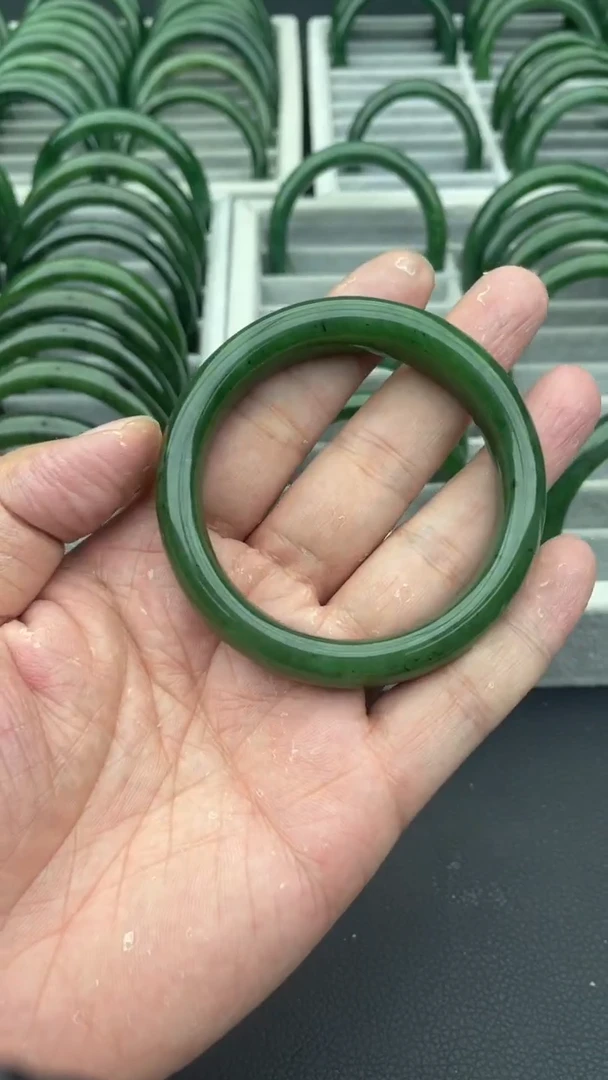 未镶嵌手镯和田玉（碧玉）25-55.8