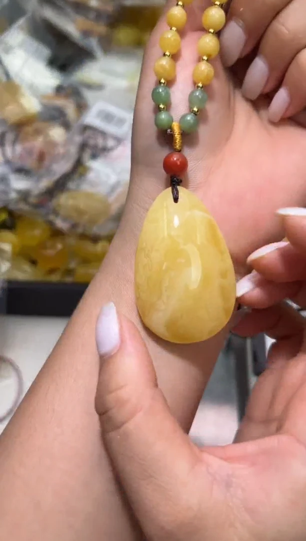 裸石琥珀未镶嵌琥珀蜜蜡吊坠