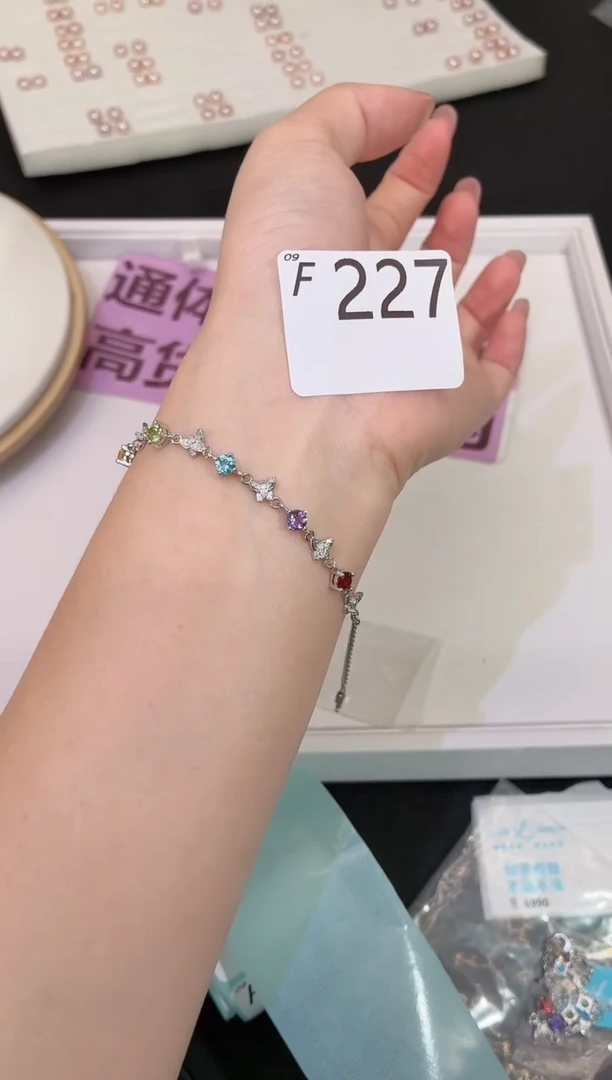 银S925镶嵌珠宝奇石橄榄石多样性发一F227