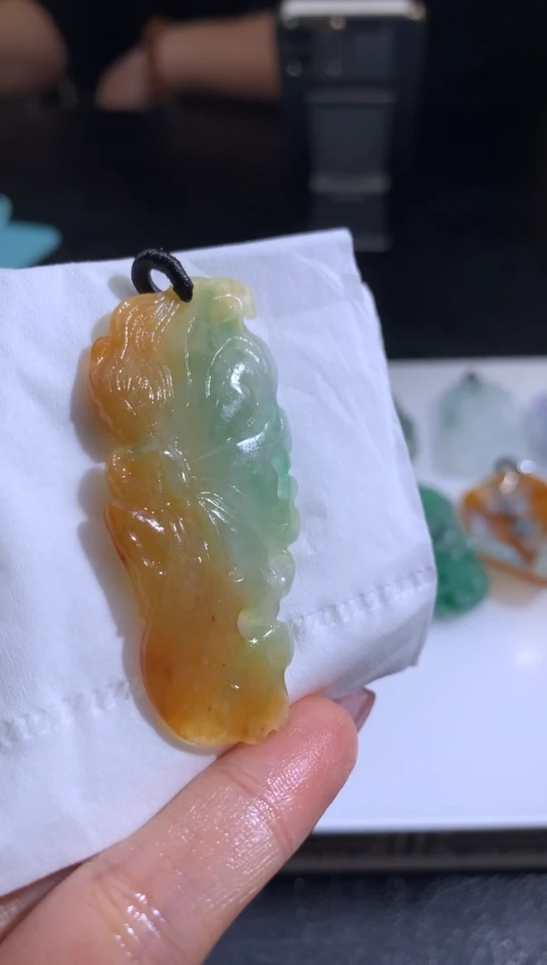 未镶嵌定制翡翠珊*翡翠