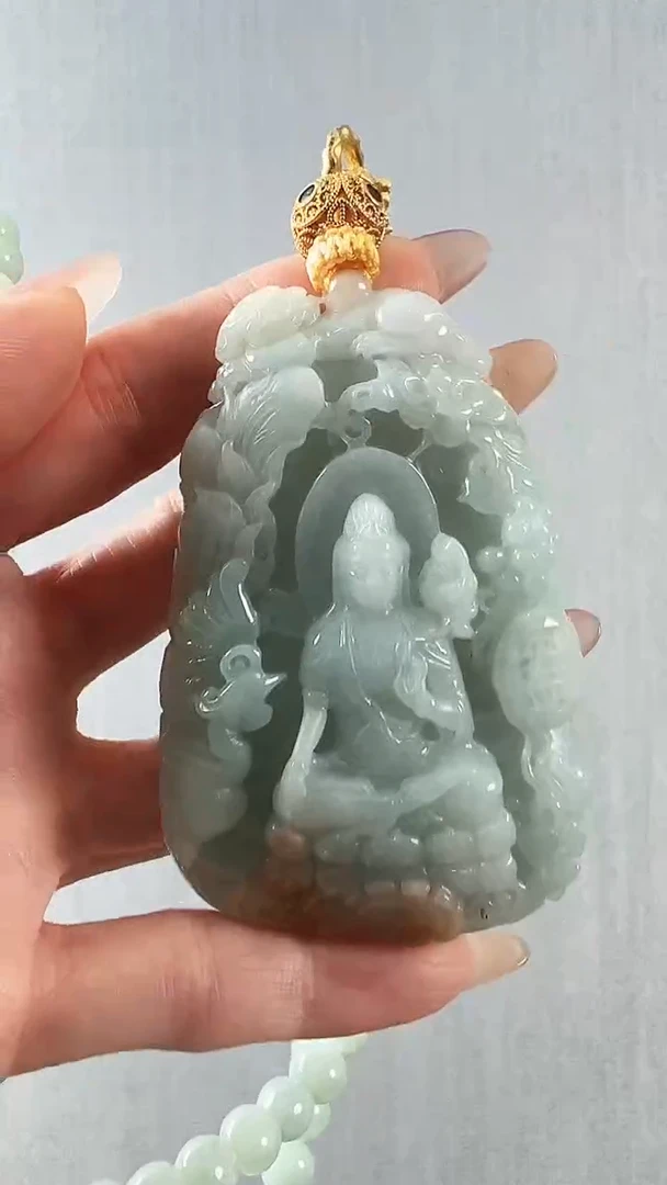 颈饰未镶嵌翡翠观音