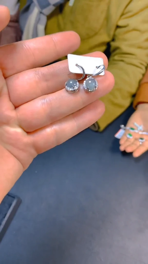 【闪购商品】翡翠耳饰未镶嵌0783452376多样性发一