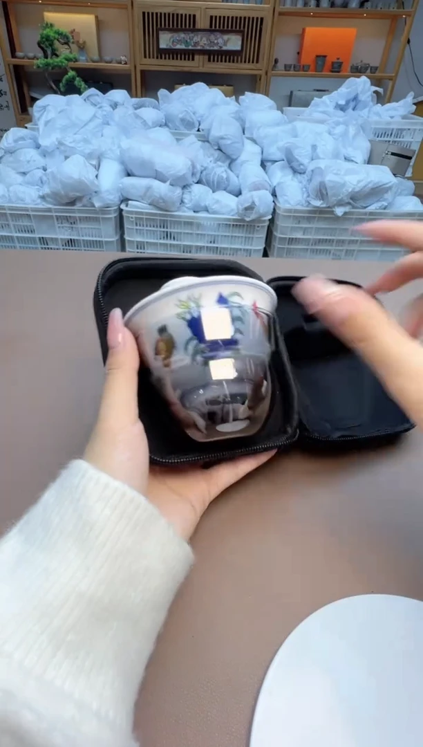 【闪购商品】摆件瓷制品S1111111111111