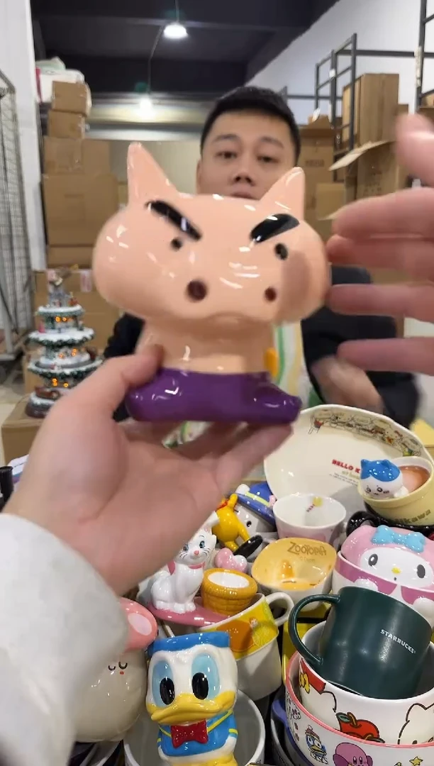 瓷片肥嘟嘟钱罐