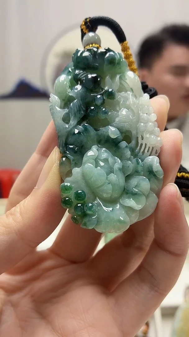 未镶嵌定制翡翠5060zm-毛货挂件49