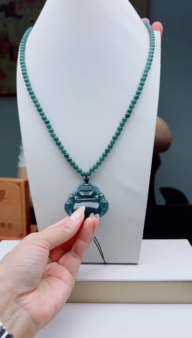 颈饰未镶嵌翡翠多样性发其一