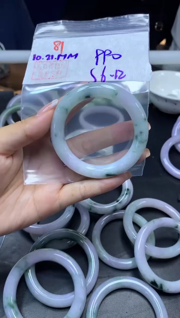 未镶嵌定制翡翠81手镯56+990元+拍一发一