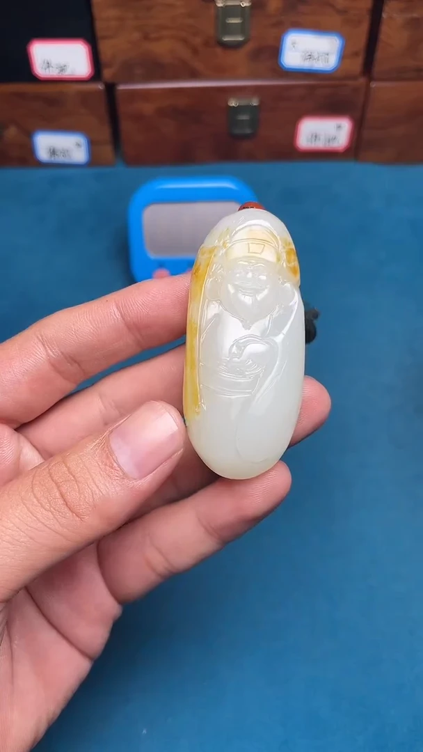 和田玉未镶嵌颈饰大***爸和田玉