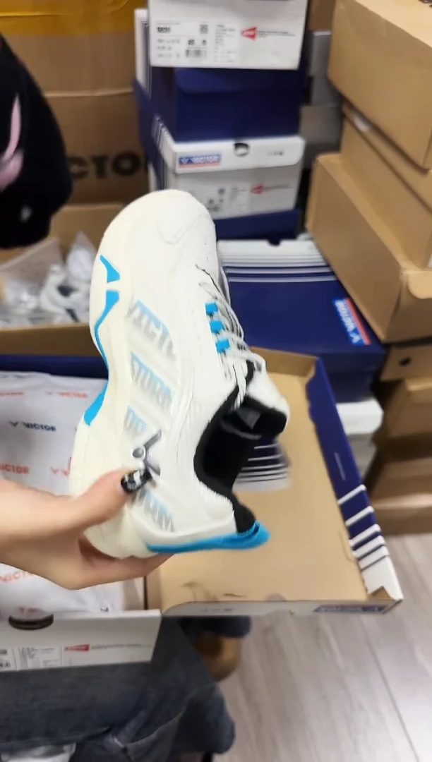 33 正品微瑕 风暴 39码