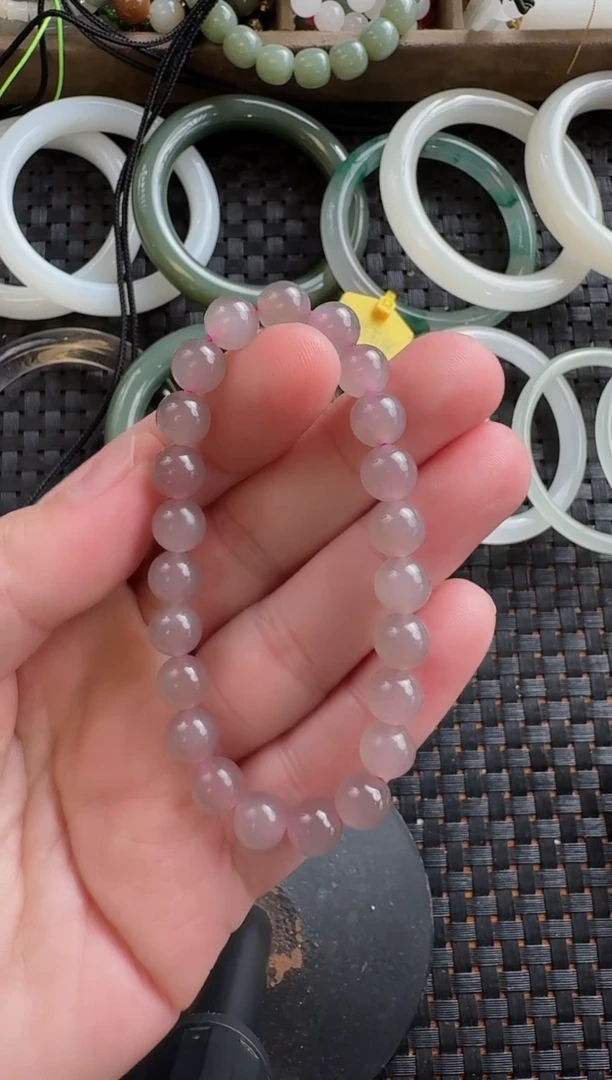 颈饰未镶嵌和田玉8mm葡萄紫手串