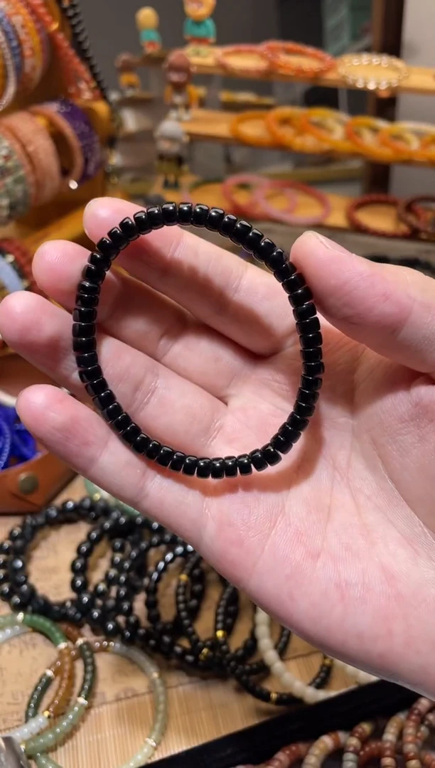 玛瑙/玉髓手串未镶嵌5.5mm黑玛瑙手串