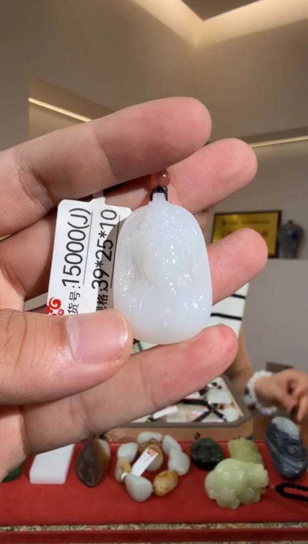 和田玉未镶嵌颈饰J