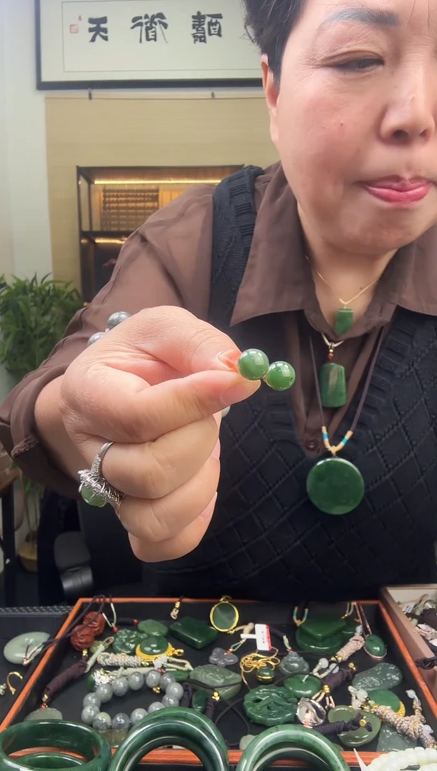 颈饰未镶嵌和田玉多样性发一  1