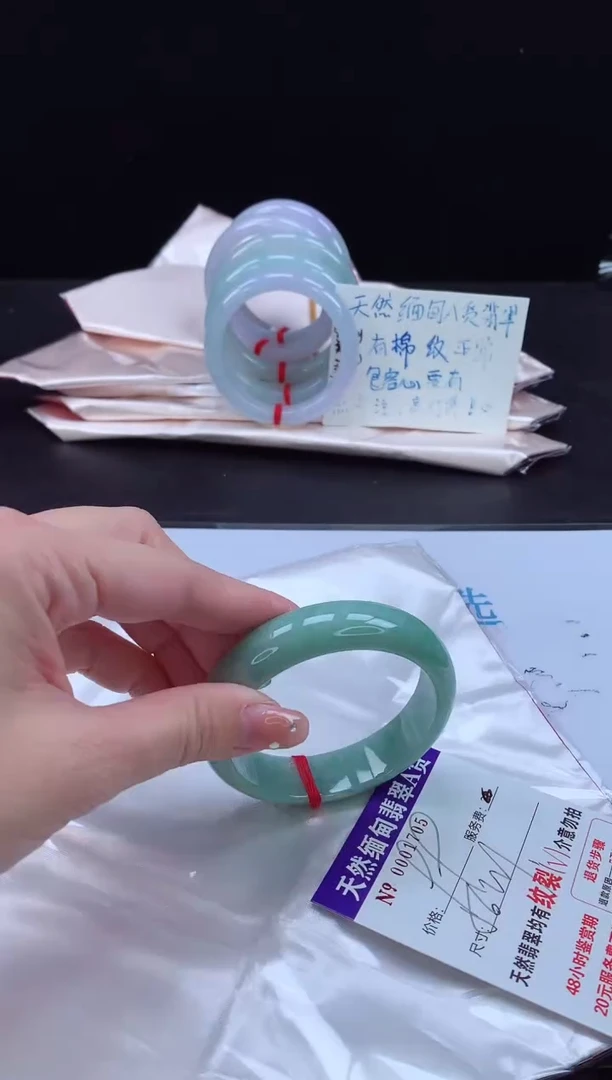 翡翠手镯未镶嵌11111111111111