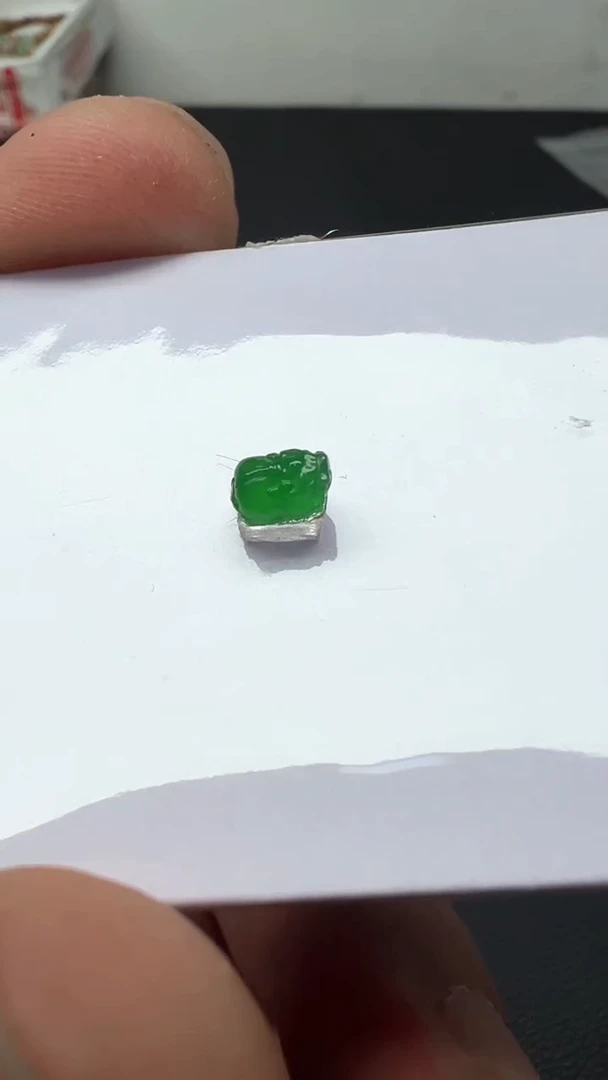 未镶嵌戒指翡翠翡翠绿貔貅裸石