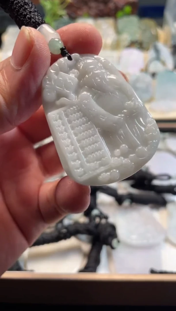 颈饰未镶嵌翡翠11/17/058