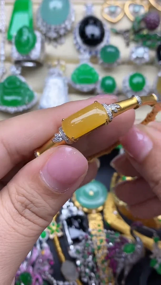 【闪购商品】翡翠手镯18K金镶嵌734-中国好珍宝