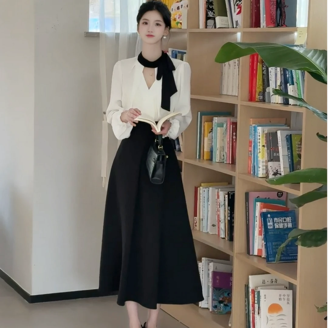 拉夏贝尔/25秋季法式气质赫本显瘦黑白飘带衬衫+半身裙 10344 YQJ