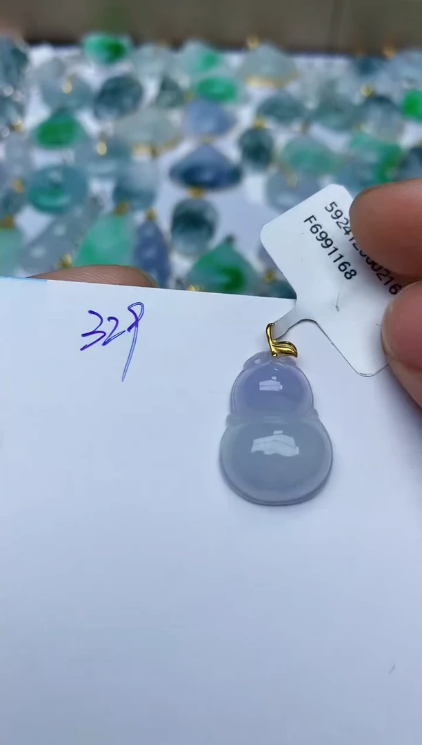 【闪购商品】翡翠颈饰18K金镶嵌天然翡翠A货