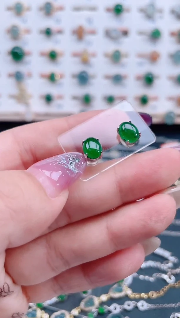 银S925镶嵌翡翠耳饰天然翡翠