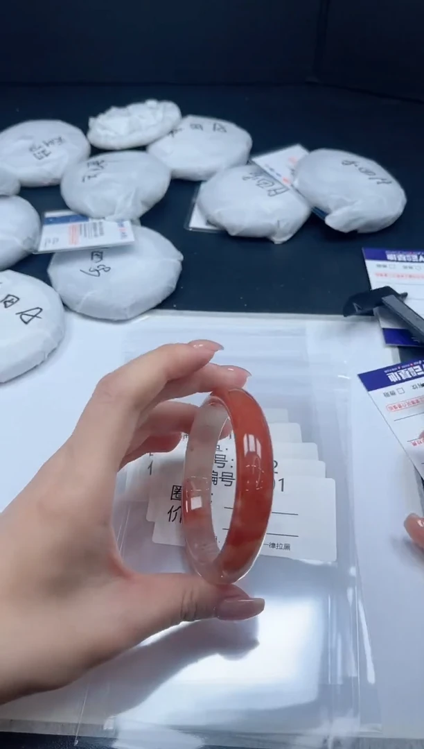 未镶嵌手镯石英质玉0101-5758