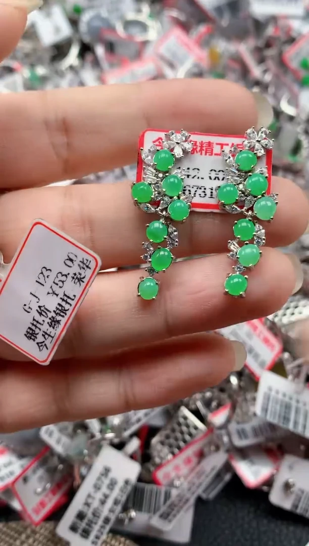 银S925镶嵌戒指翡翠天然A货缅甸翡翠
