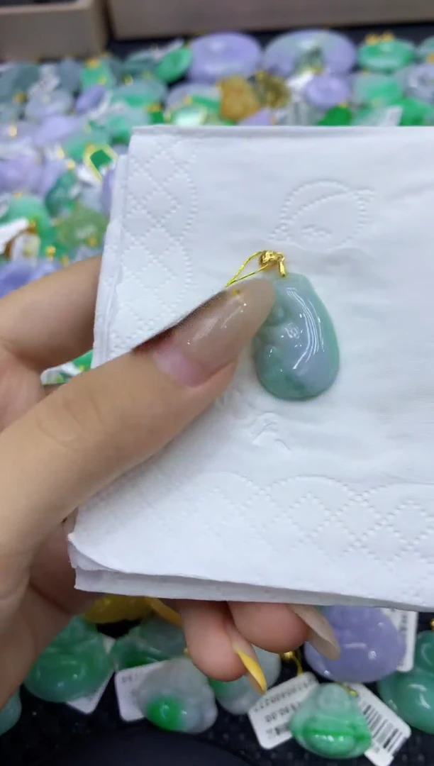 颈饰未镶嵌翡翠天然缅甸翡翠A货