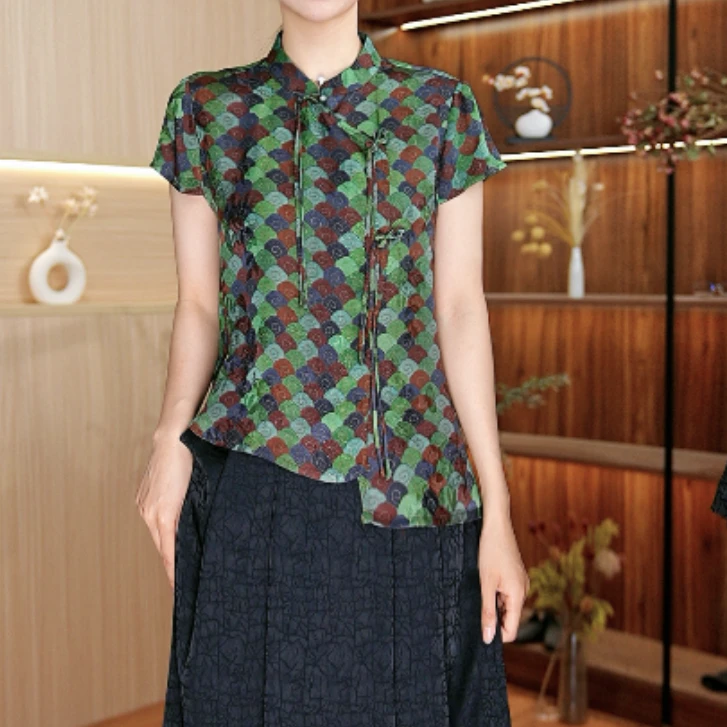 5512-11新款女士小衫上衣