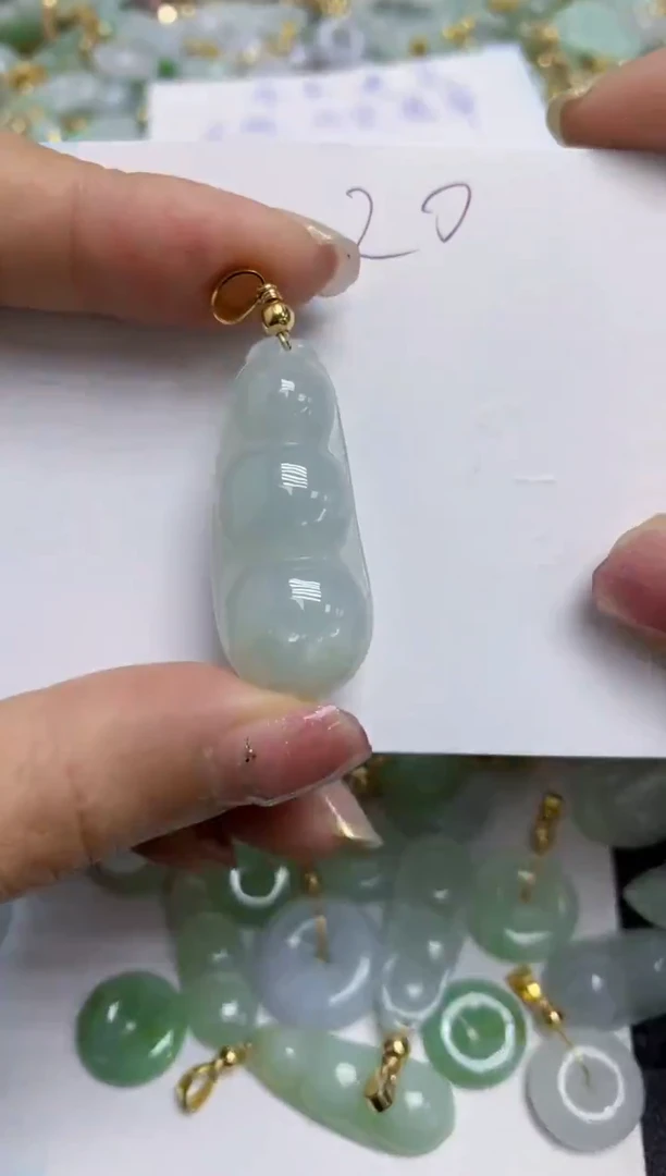 【闪购商品】翡翠颈饰合金天然翡翠A货