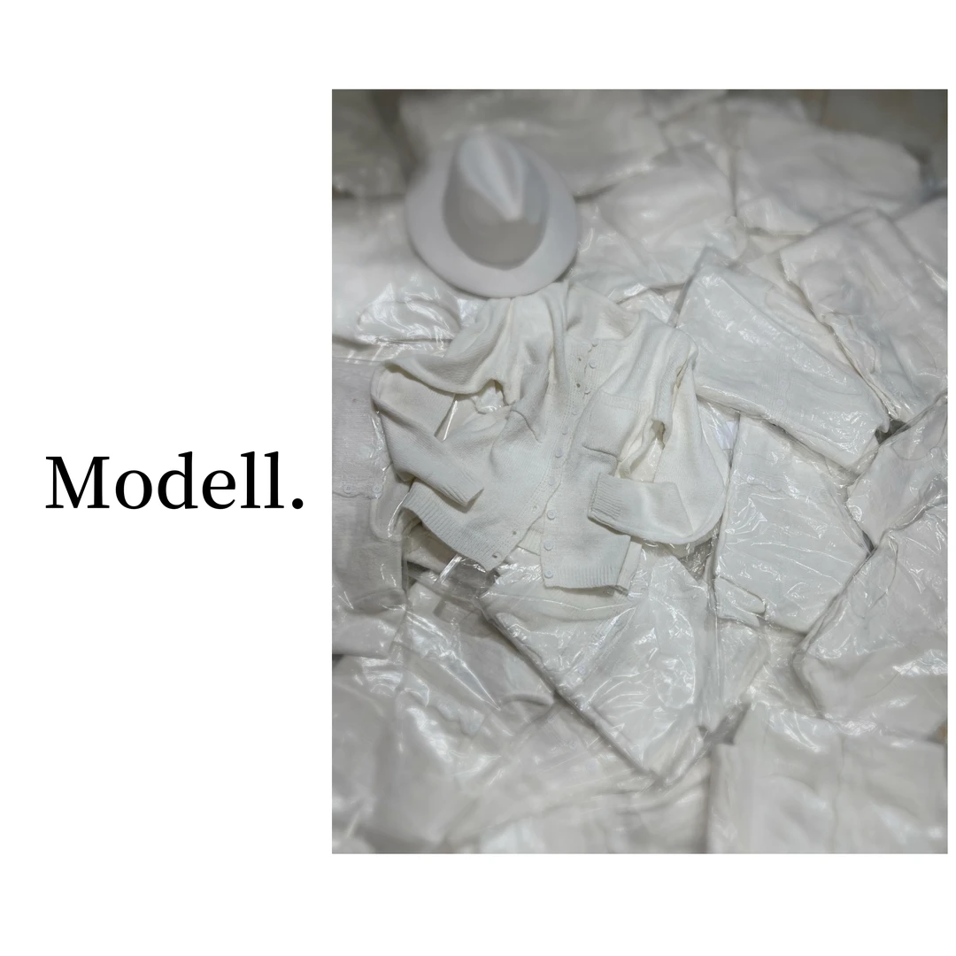 时尚显瘦双口袋毛衫