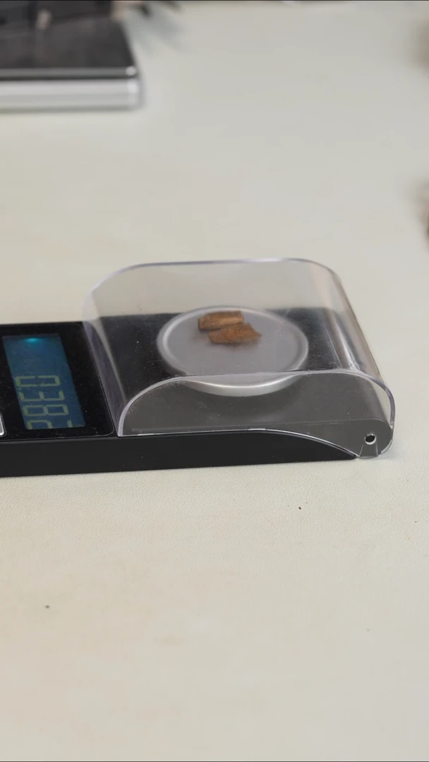 沉香沉香碎屑越南广义省绿奇楠 0.38g