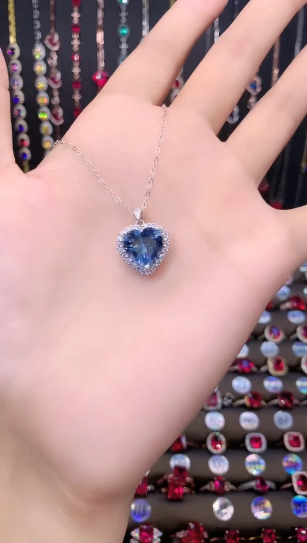 海蓝宝石吊坠(赠链)银S925镶嵌银色10