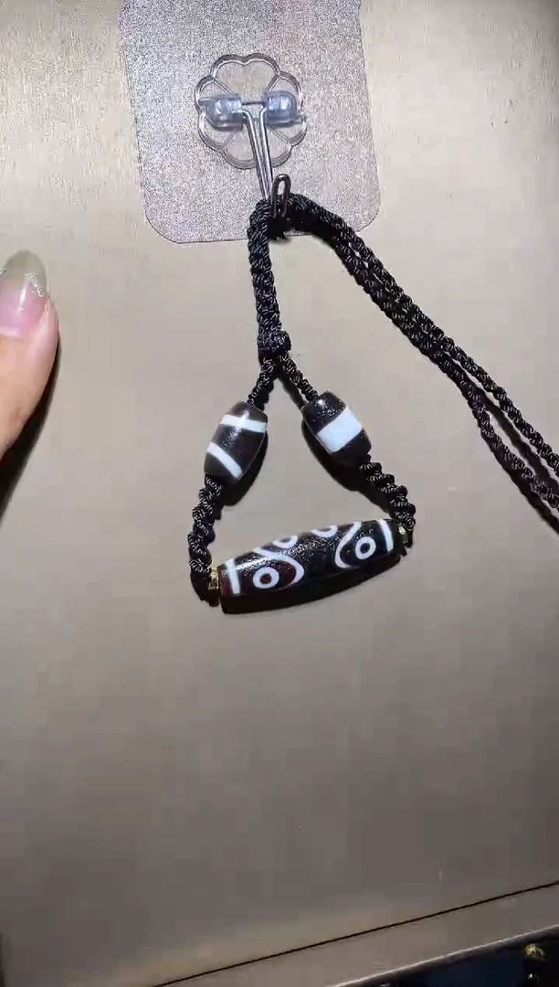 玛瑙/玉髓颈饰未镶嵌X八眼项链