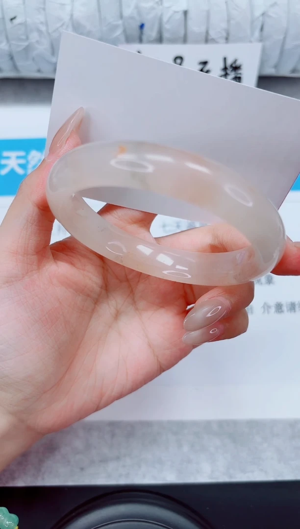 未镶嵌手镯石英质玉190-58