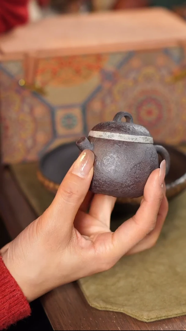 【闪购商品】紫砂茶杯一个大煤球