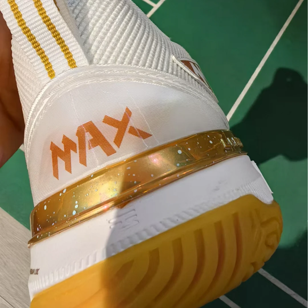 刀锋白金MAX羽毛球鞋防滑减震专业比赛用鞋