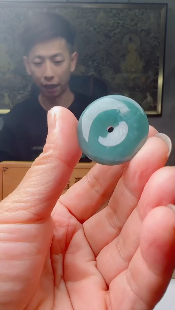 【闪购商品】翡翠颈饰未镶嵌111111111