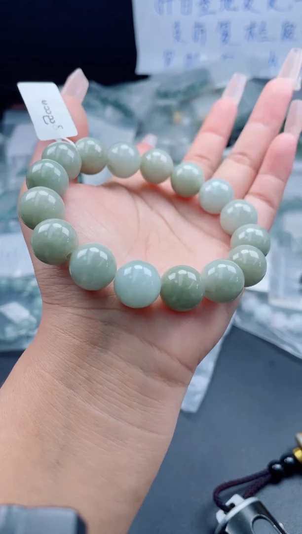 未镶嵌戒指翡翠珠串