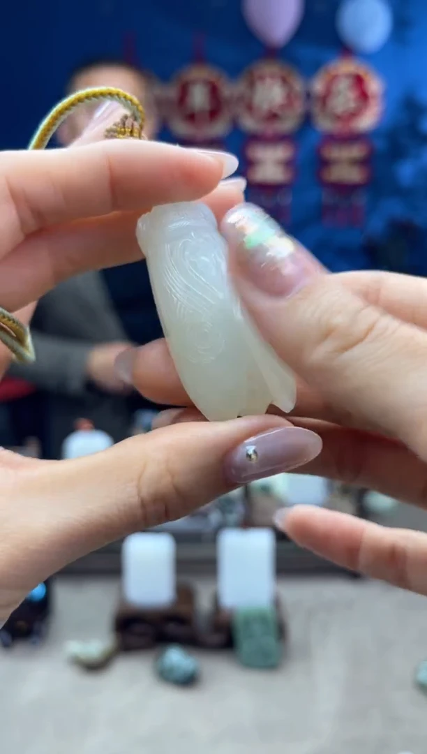 【闪购商品】和田玉颈饰未镶嵌1