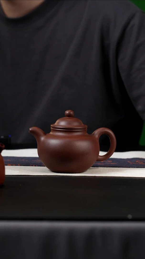 茶壶紫砂240cc黑紫泥多球