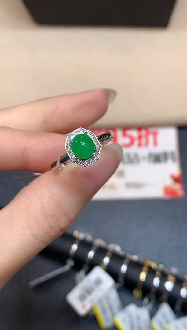 18K金镶嵌戒指翡翠8【无服务费蛋面【无服务费
