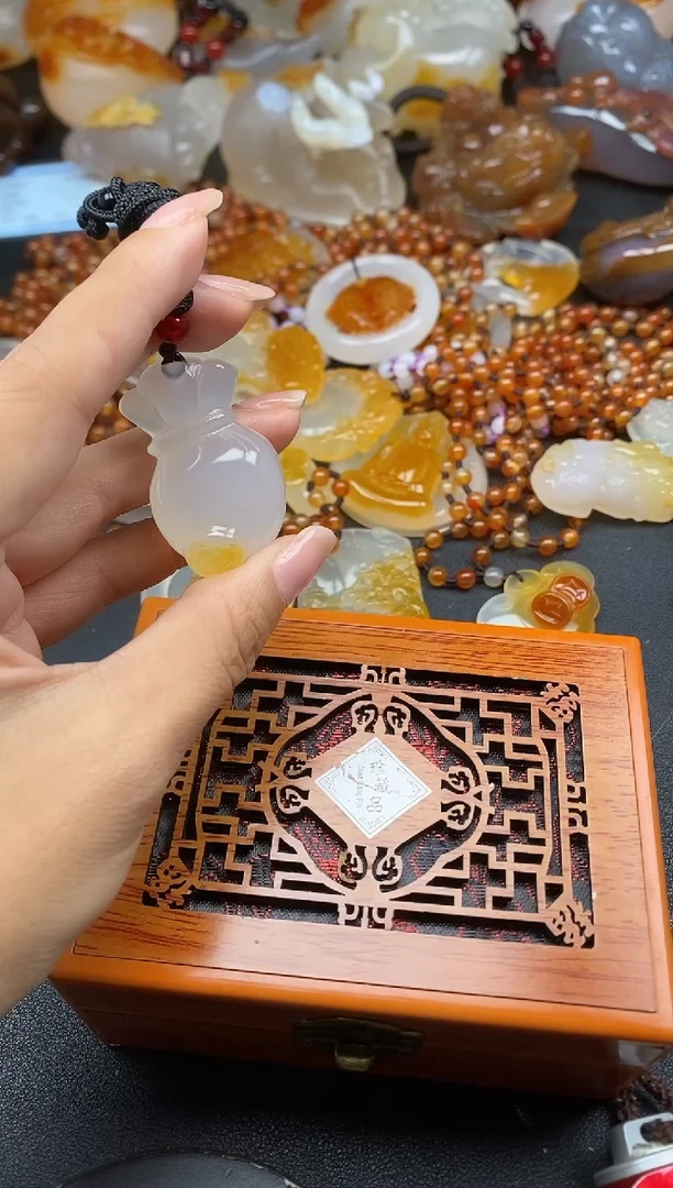 未镶嵌1玛瑙/玉髓ll