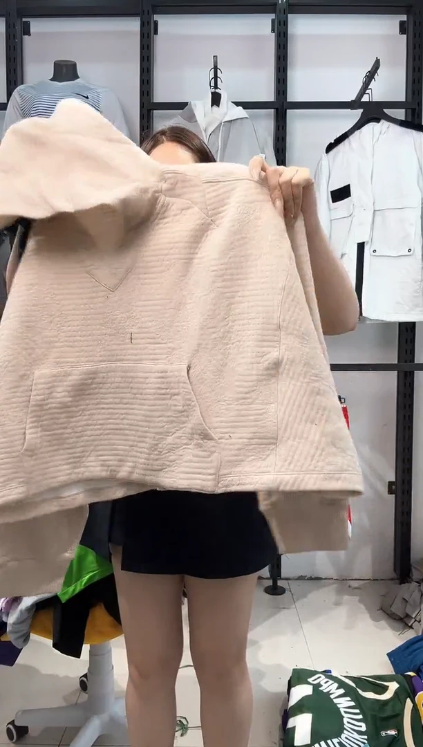 2420编码  耐克卫衣服饰过款为准 尺码