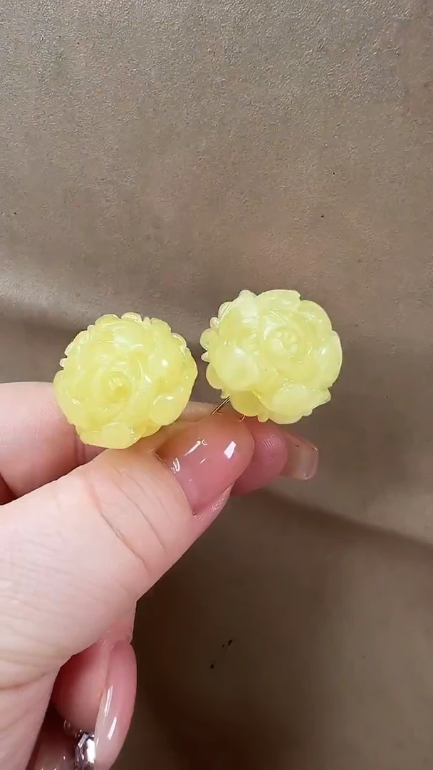 琥珀颈饰未镶嵌耳环