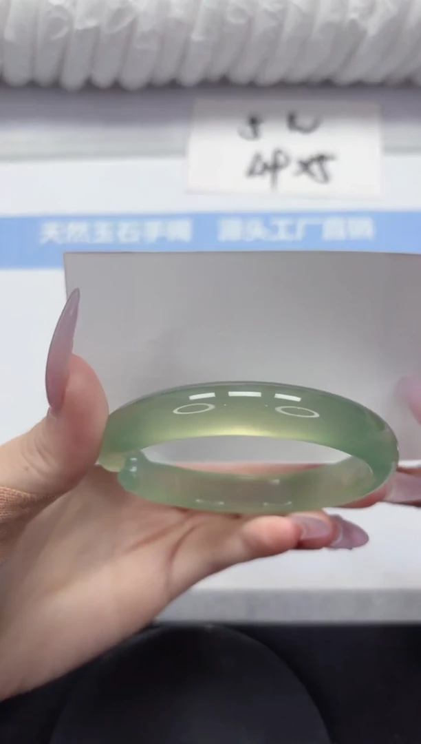 石英质玉手镯未镶嵌A159-58.3