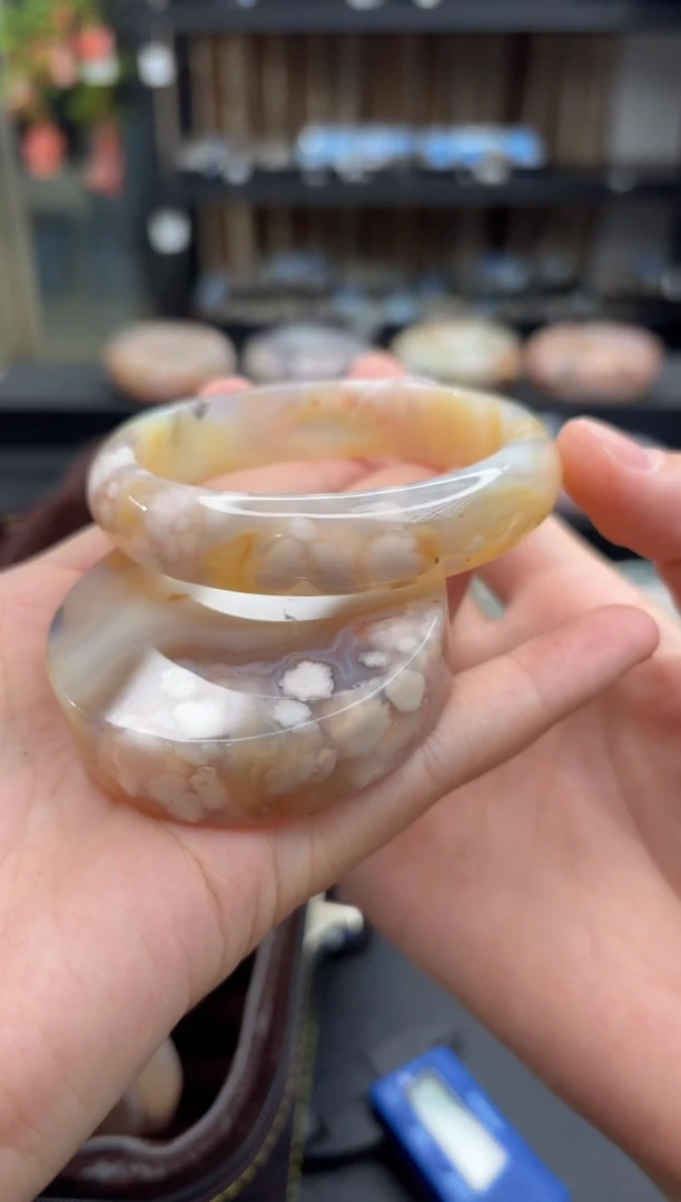 石英质玉手镯未镶嵌117(58圈赠送镯心)