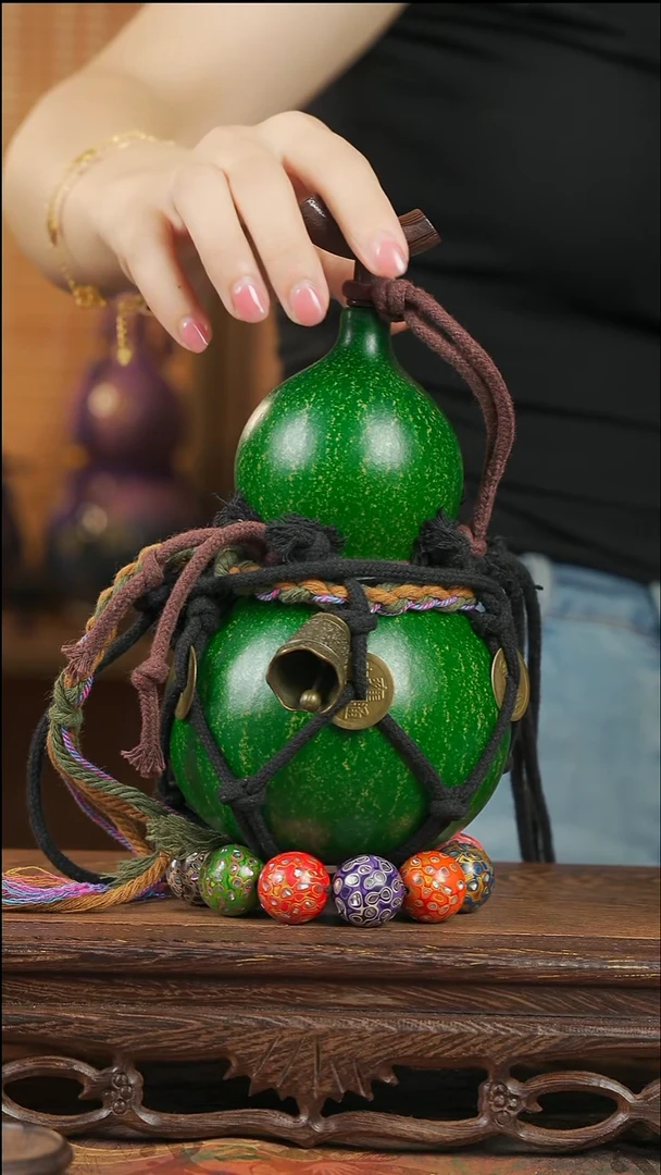 XQ076网兜款葫芦不包手串